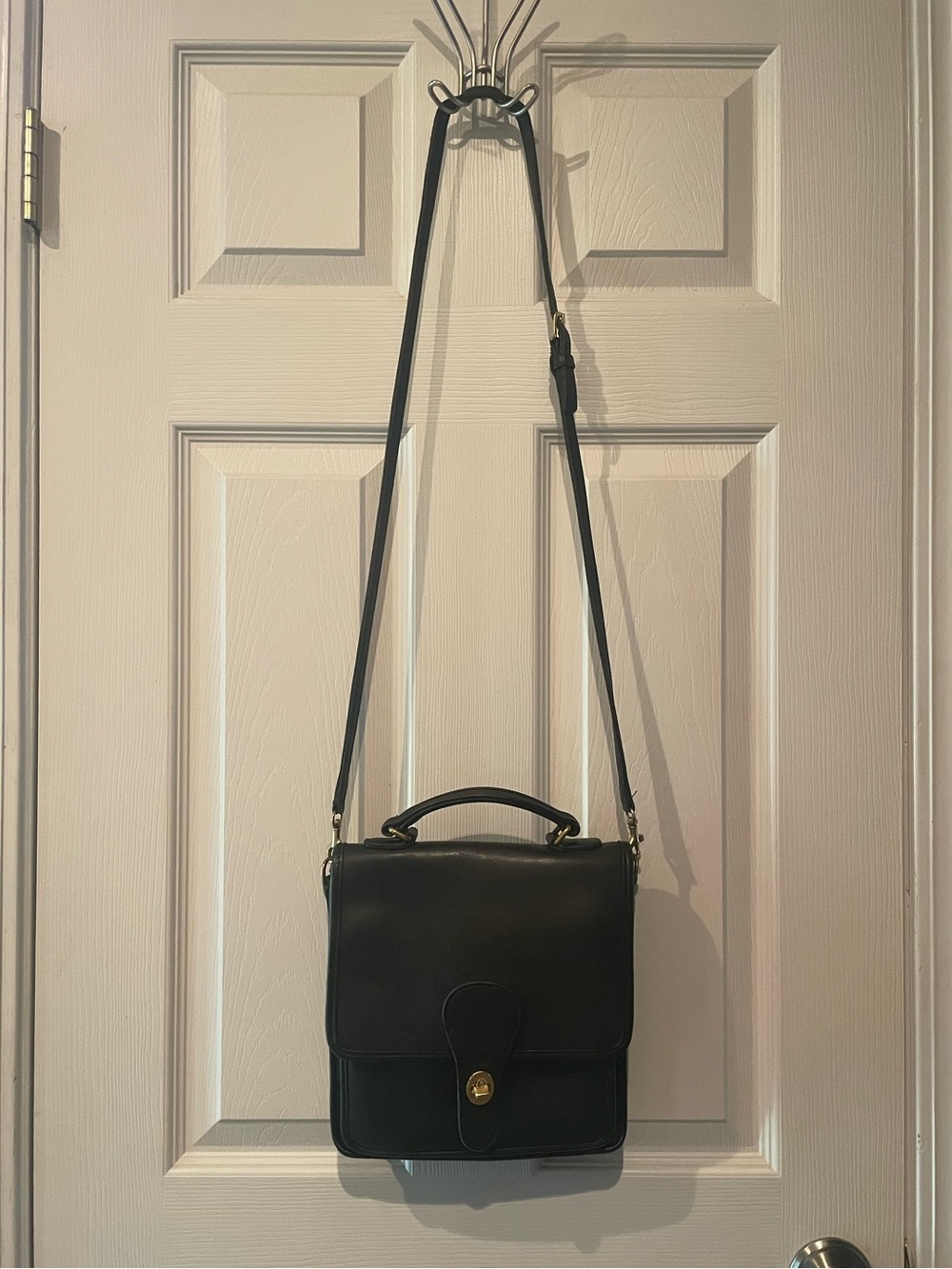 Coach Station Bag 5130 in Black. Vintage made in 1994 in United States.